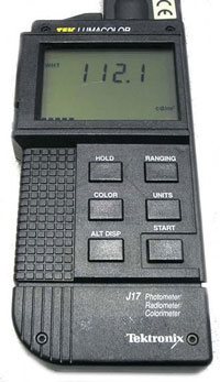 Tektronix J17 LumaColor Photometer System