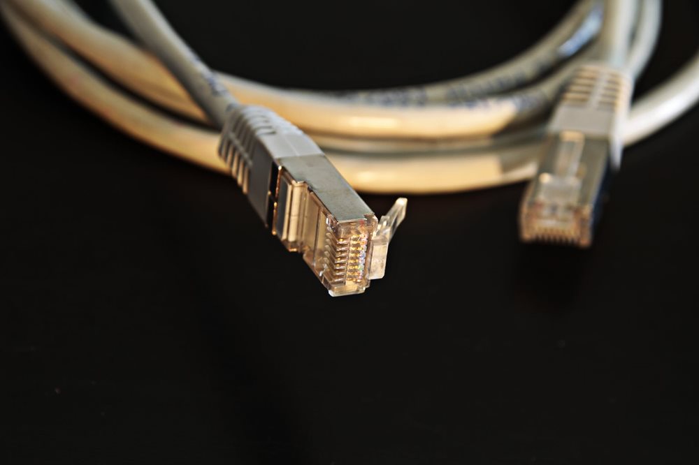 network-network-cables-connection-plug-163047.jpeg