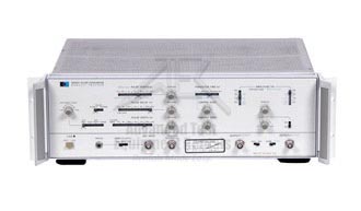 Image of Keysight 8082A Pulse Generator, 250 MHz