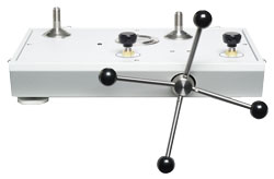 Image of Fluke P5513 Pneumatic Comparison Test Pump